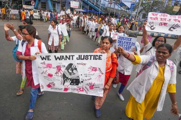 "What Happened, Please Tell": 3 Chilling Calls To Kolkata Doctor's Parents