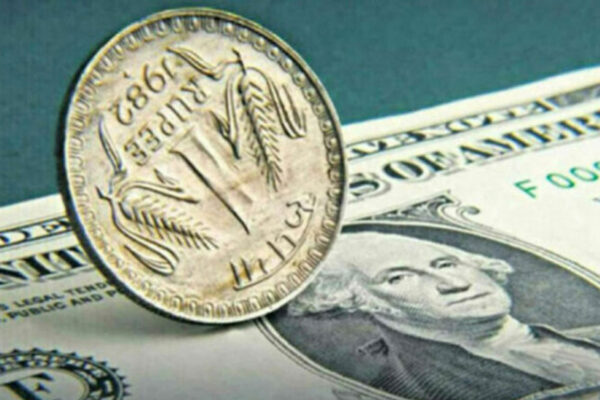 Rupee turns flat at 84.07 against US dollar in early trade-Telangana Today