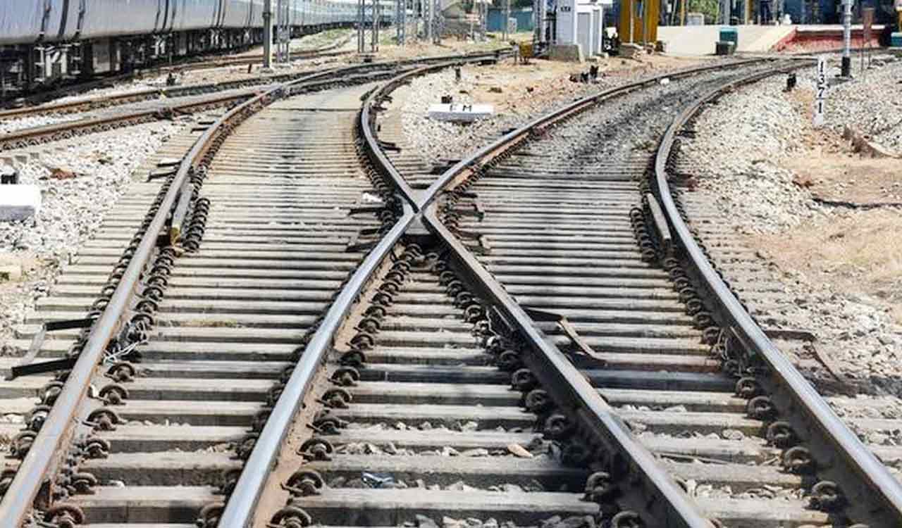 Jharkhand boy who ended up in Kerala reunites with family after 13 years