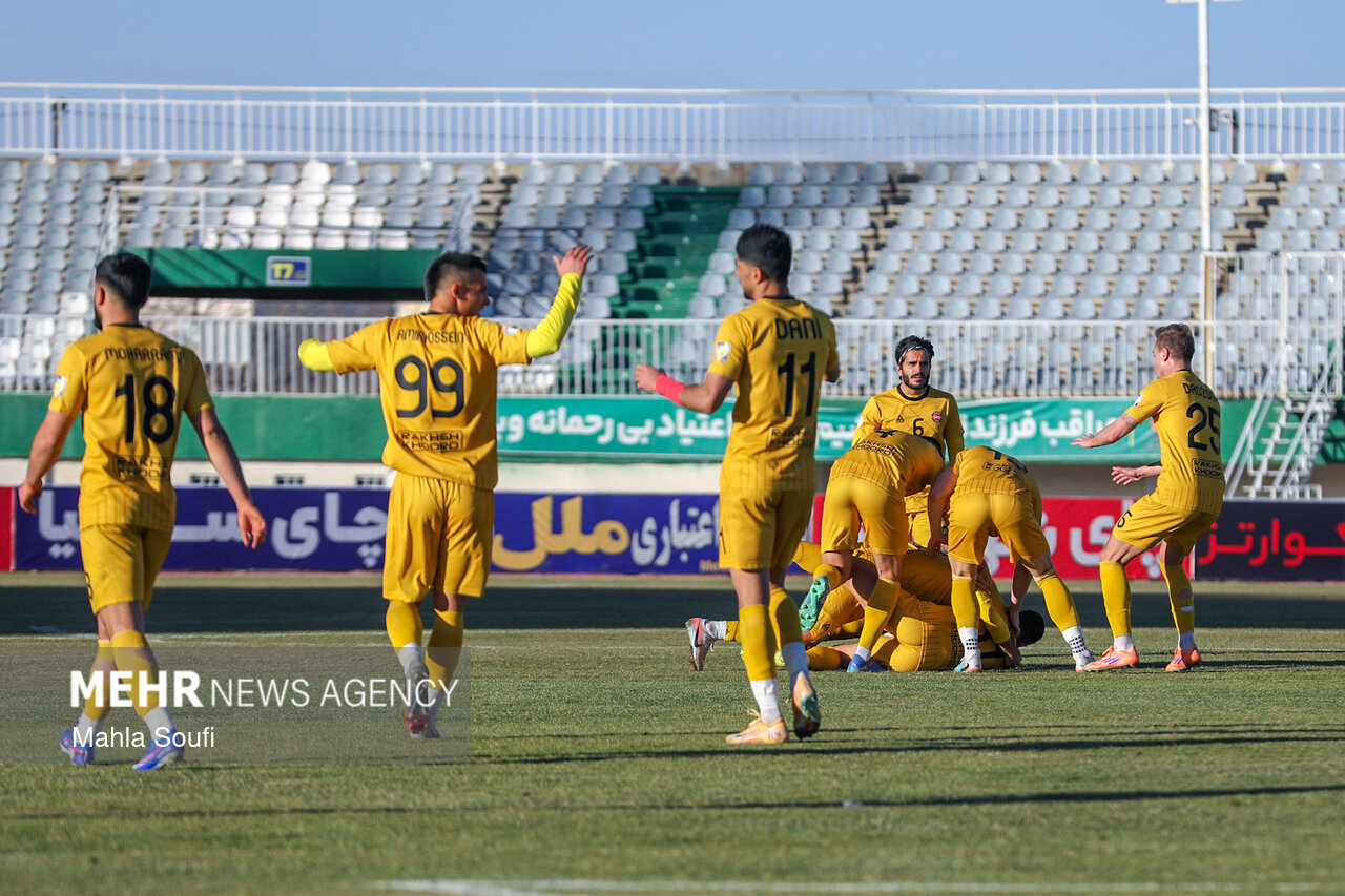 Tractor, Esteghlal win their matches in 2025/26 PGPL