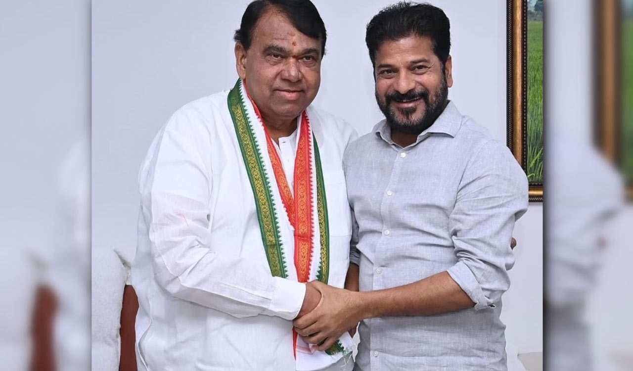 Speaker gives clean chit to two more defected MLAs ahead of SC hearing on Friday