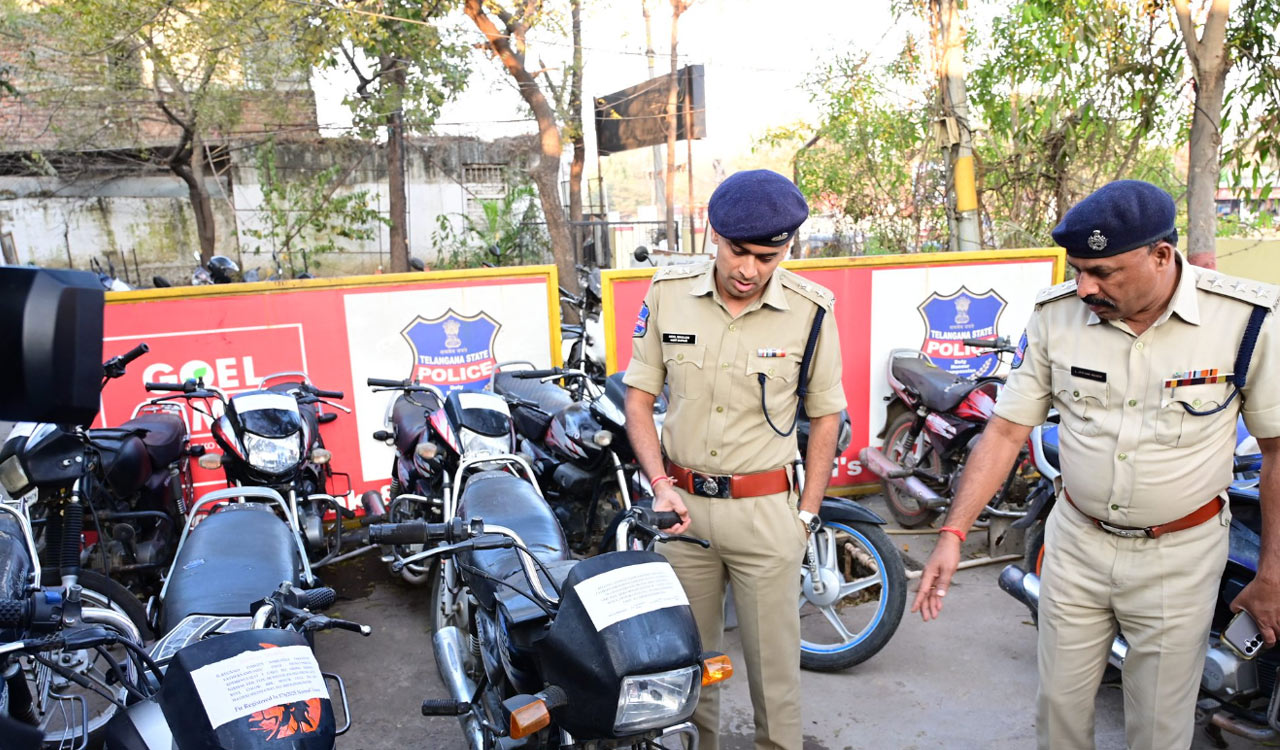 Notorious bike lifter nabbed in Adilabad; 12 two-wheelers seized