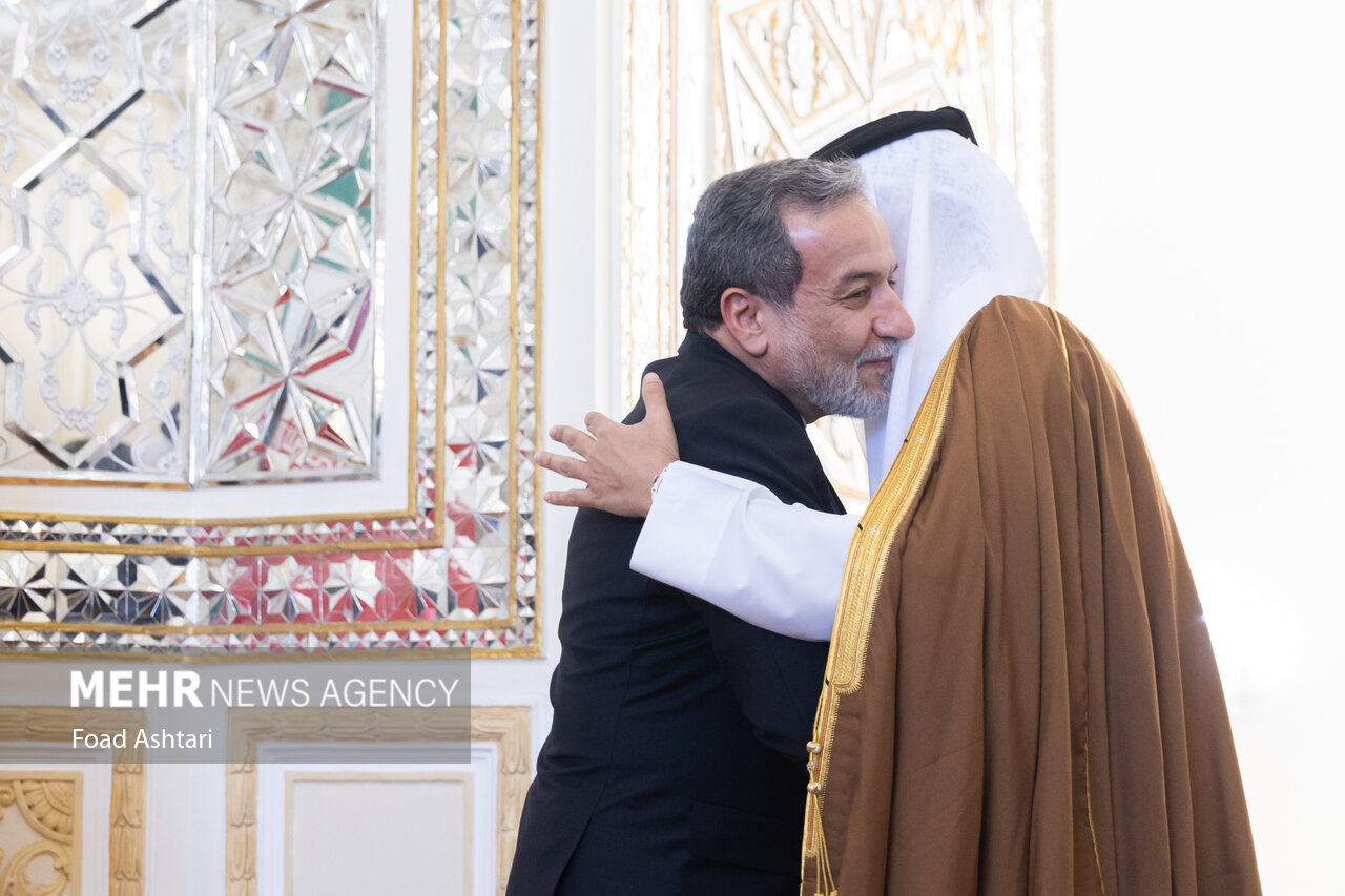 Araghchi, Qatari PM discuss regional developments