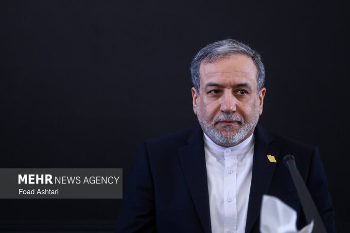 Iran’s rights, dignity, honor ‘non-negotiable’: Araghchi
