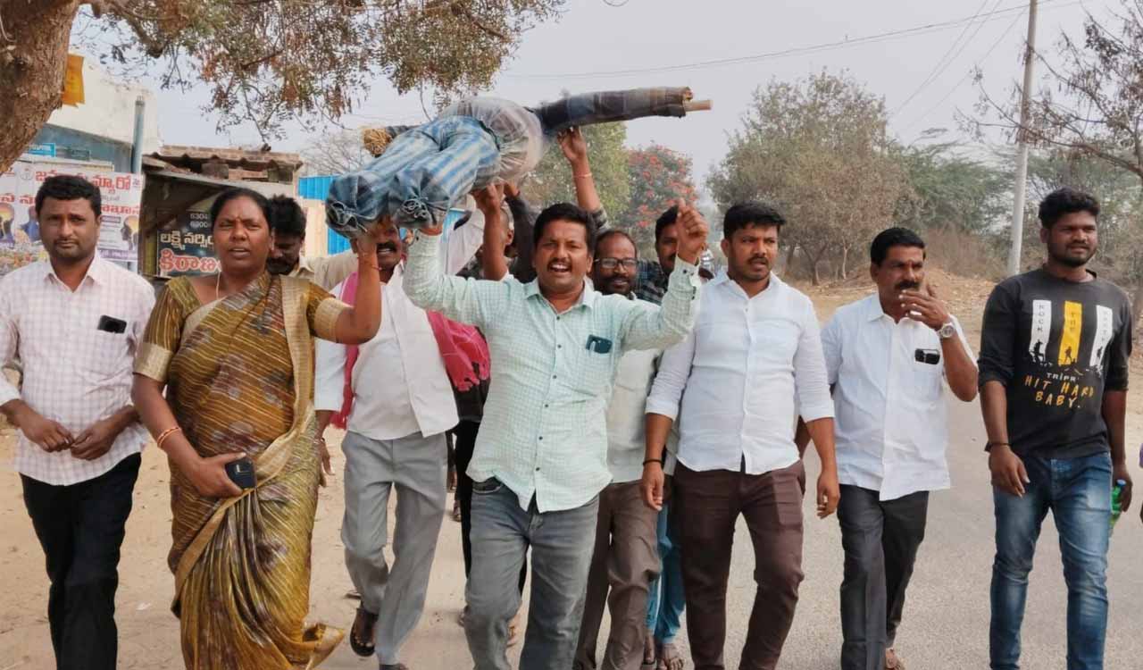 BRS cadre stage protests across Telangana against over SIT examination of KCR, burn Revanth Reddy’s effigies