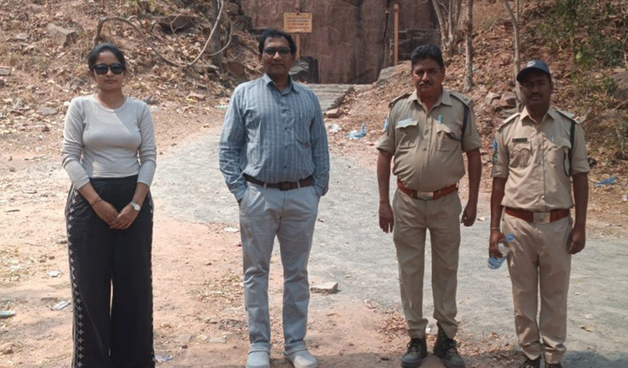 Tourism team visits crocodile sanctuary, Yellampalli, Gandhari Khilla in Mancherial