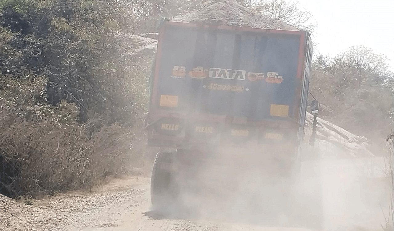 Farmers troubled by stone crushers at Pindiprolu village in Khammam