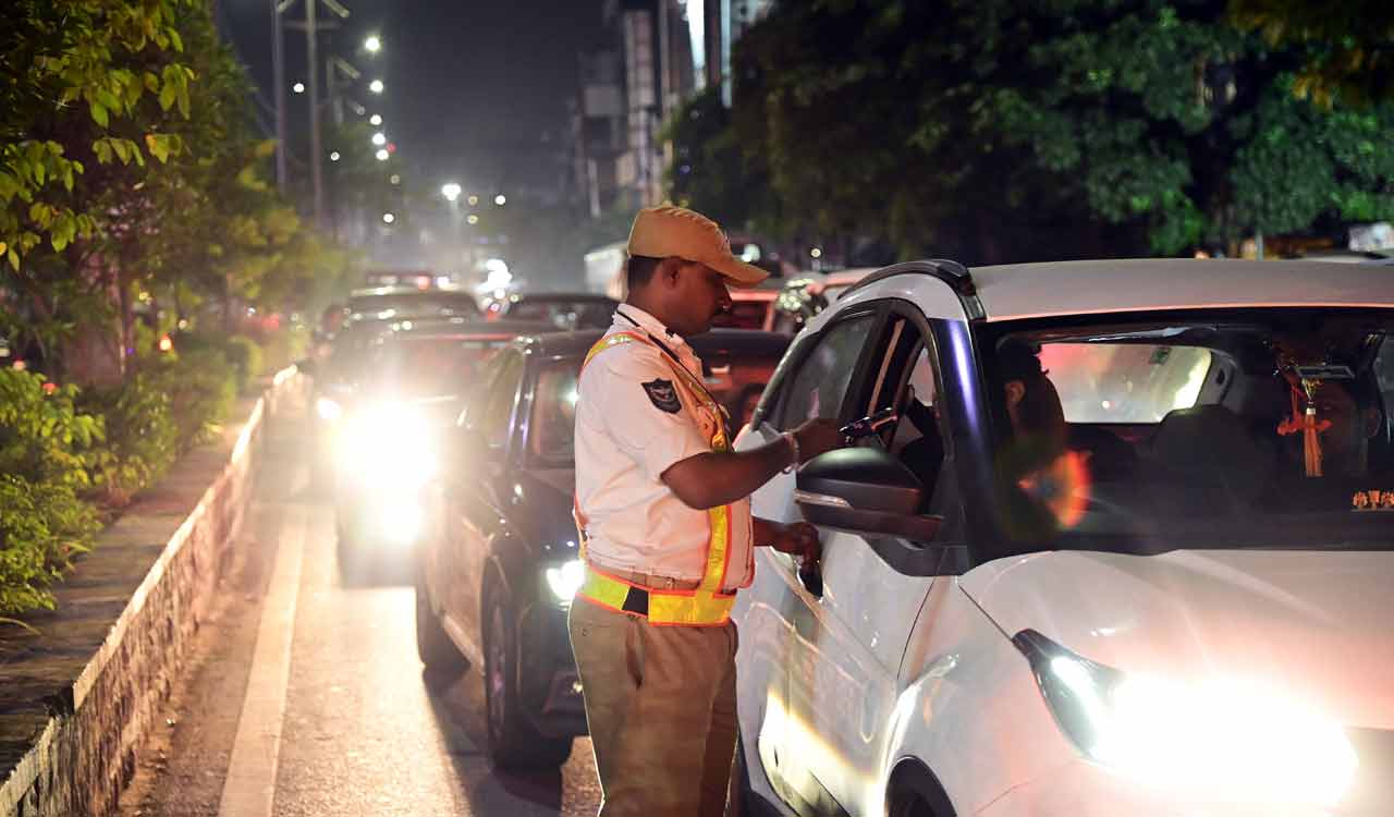 Cyberabad police book 273 persons during weekend drunk-driving checks