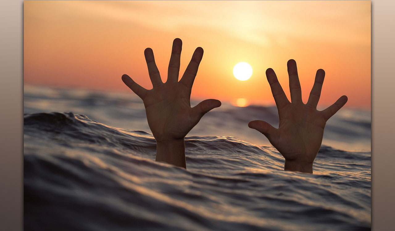 Hyderabad: Teen girl dies by suicide in Rajendranagar after failing JEE Mains