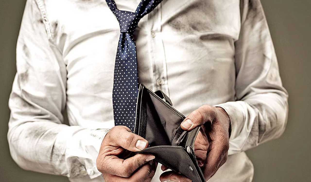 Salary delay hits 19,000 families of NAM, NHM workers in Telangana