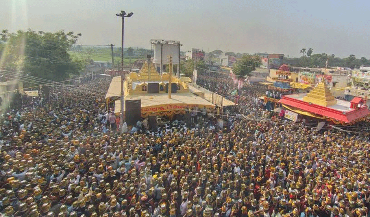 Mallanna Bonalu jatara draws thousands of devotees to Peddapur temple in Jagtial