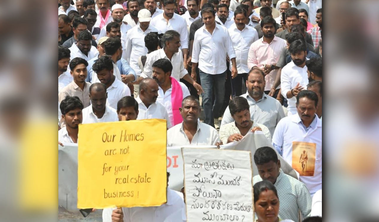 KTR tears into Bulldozer Raj by Revanth Reddy government, calls for unity among Musi oustees