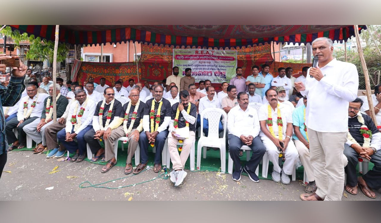 Harish Rao slams Congress government for denying retirement benefits to employees