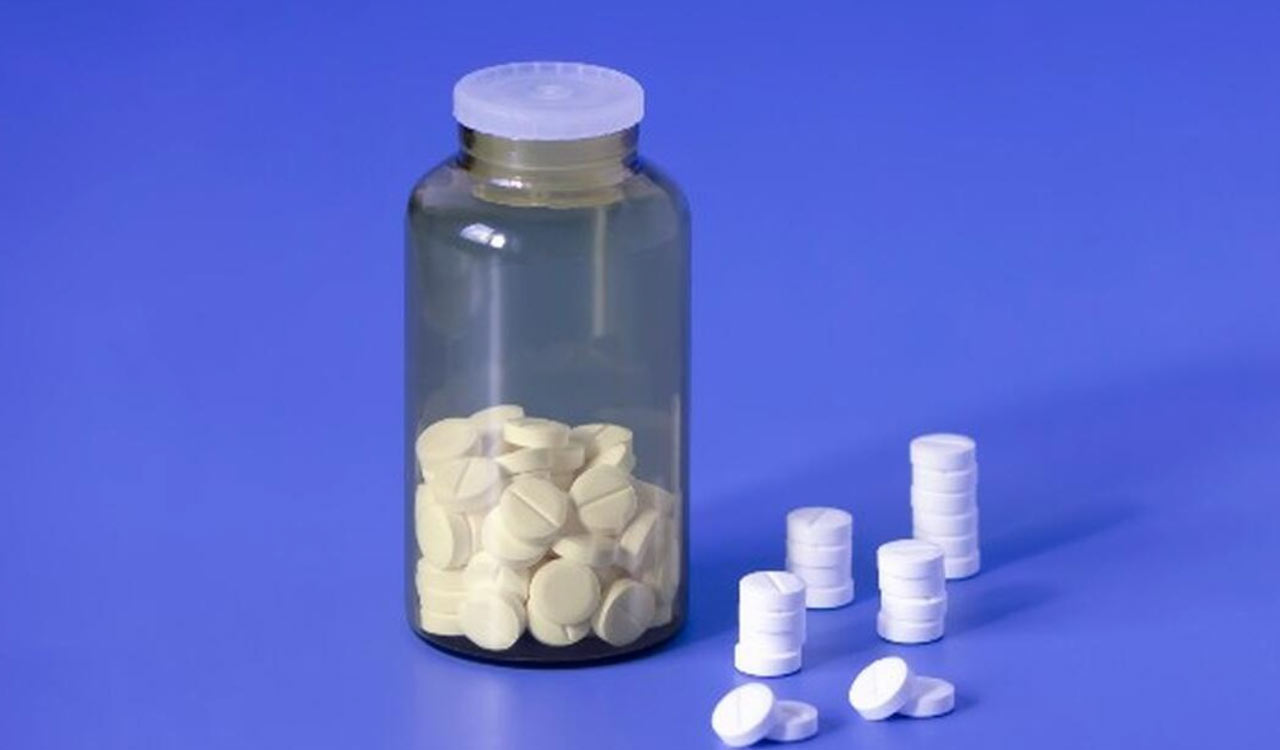 Metformin quandary : Brain shield or B12 thief?