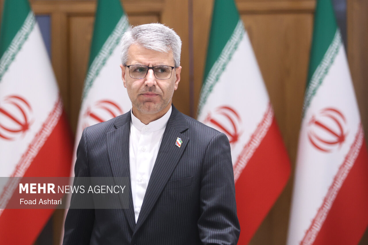 Transfer of Iran’s enriched material to US never considered