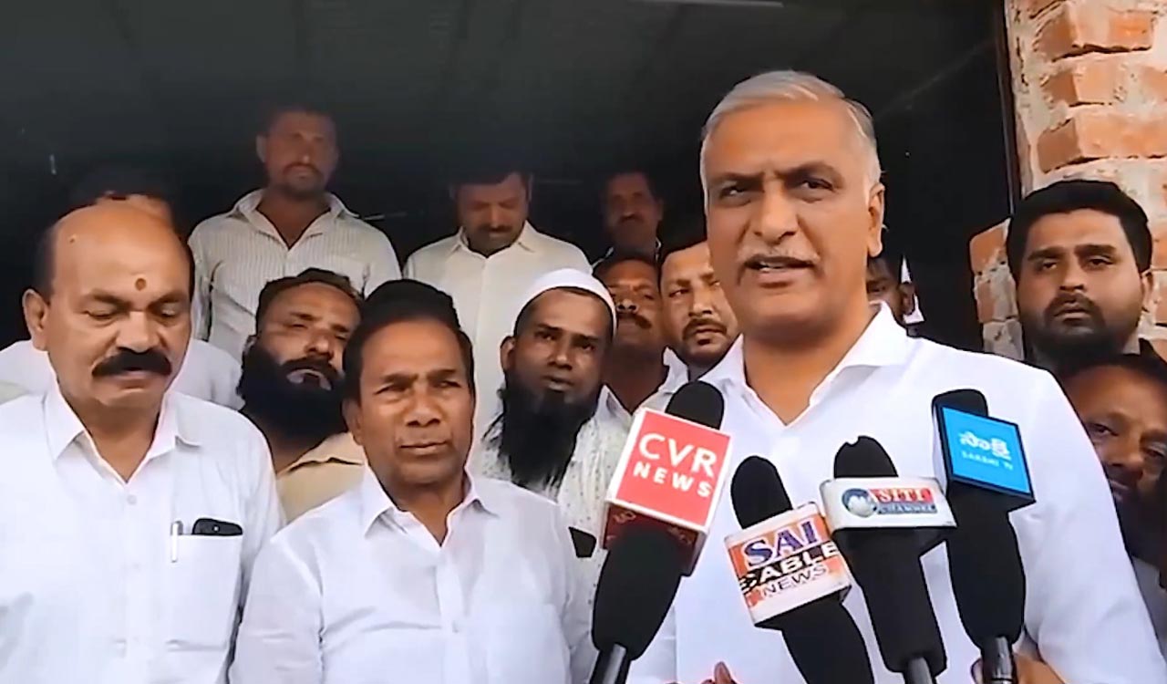 Harish Rao accuses Cong govt of stalling procurement bengal gram in the name of quota