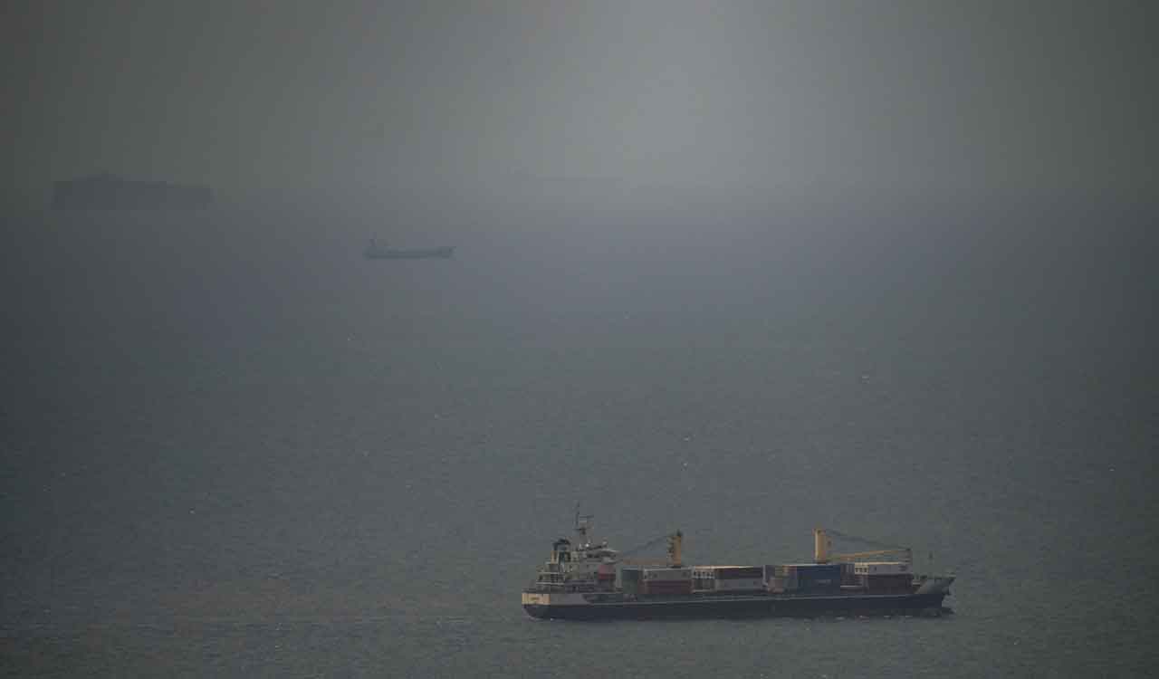 US extends ceasefire; tensions rise as Iran seizes ships