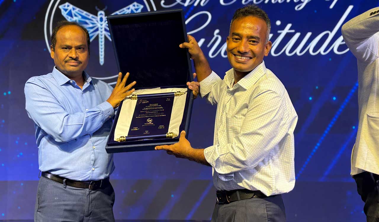 Hyderabad Runners Society recognised for highest participation at Mumbai Marathon