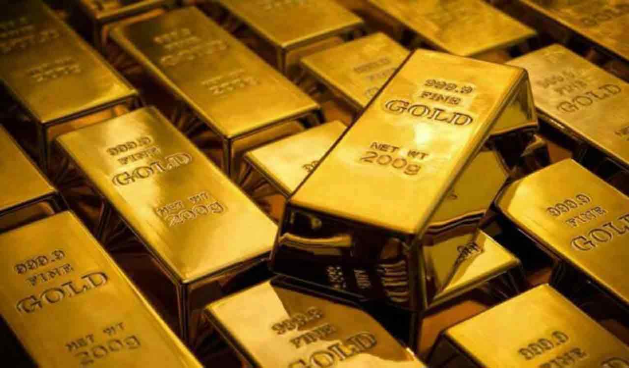 Gold, silver decline nearly 1 pc as profit booking offsets demand