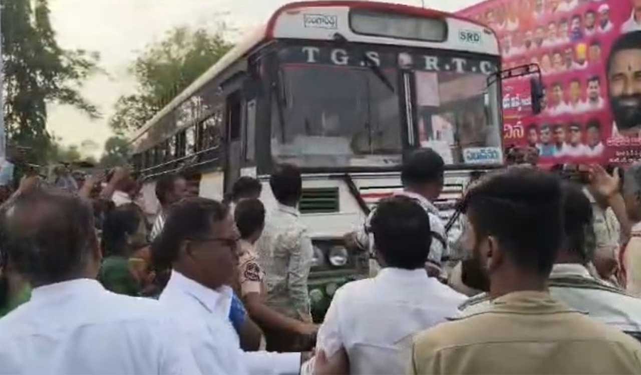 Transport chaos in Medak region as RTC employees intensify protest