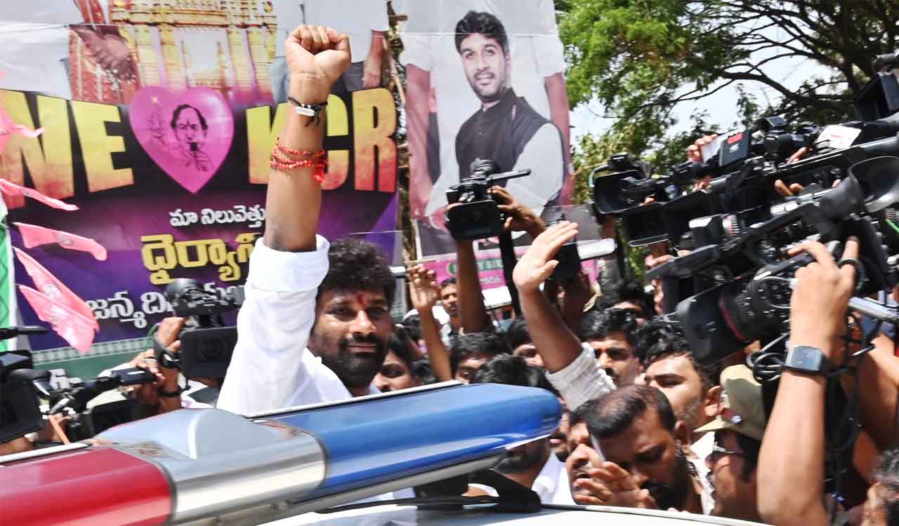 BRS cadres slam government over arrest of Balka Suman in Mancherial
