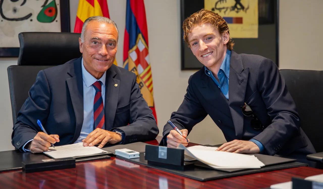 Barcelona signs Anthony Gordon from Newcastle on six-year deal