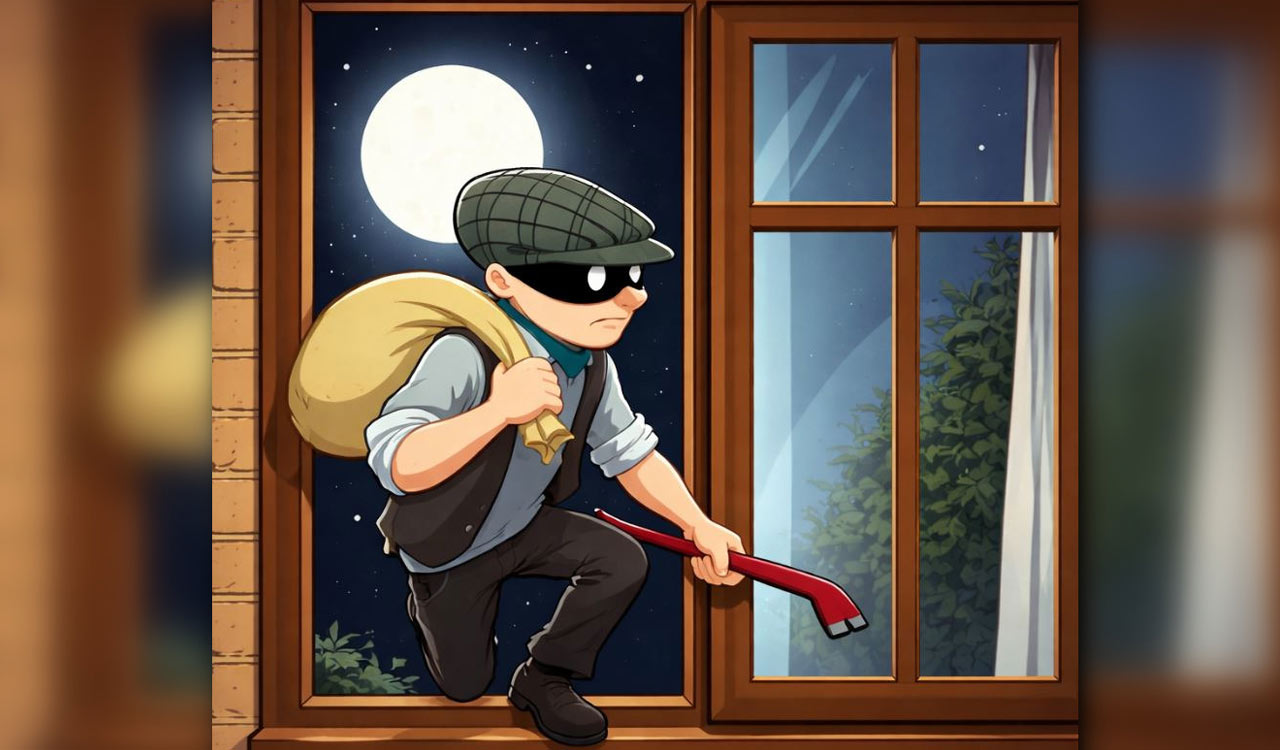 Rs 15 lakh theft reported in Punjagutta