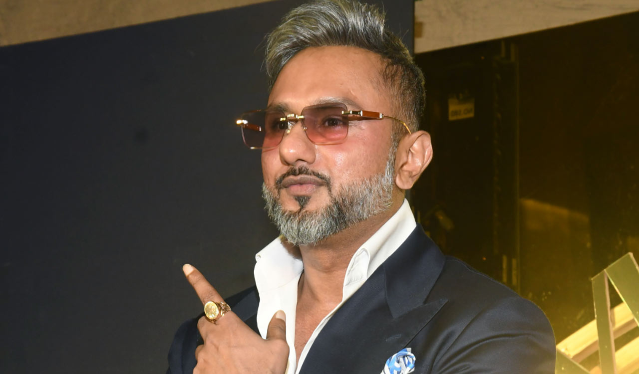 This is not mine: Honey Singh distances himself from 2006 song row