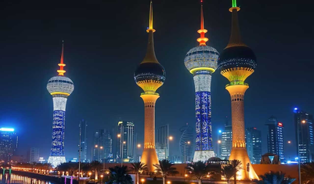 Kuwait says it faces missile, drone attack as shaky ceasefire in Iran war again challenged