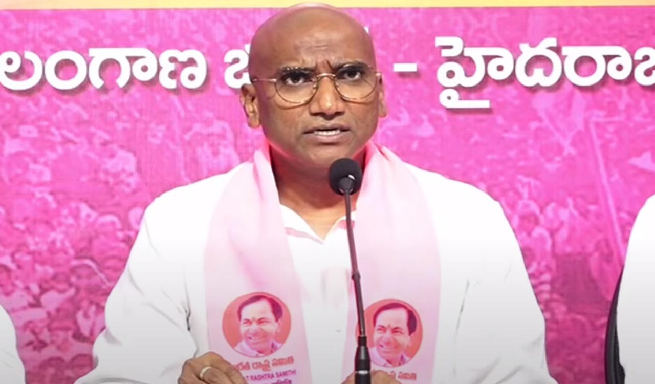Praveen Kumar questions Revanth Reddy’s bid to shield Bandi Sanjay and his son in POCSO case