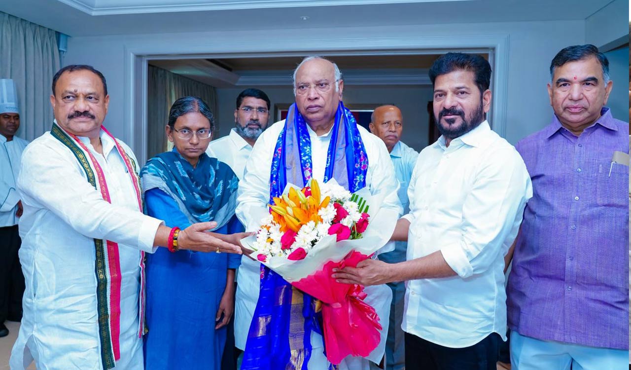 CM Revanth Reddy, Telangana Cong chief meet Mallikarjun Kharge