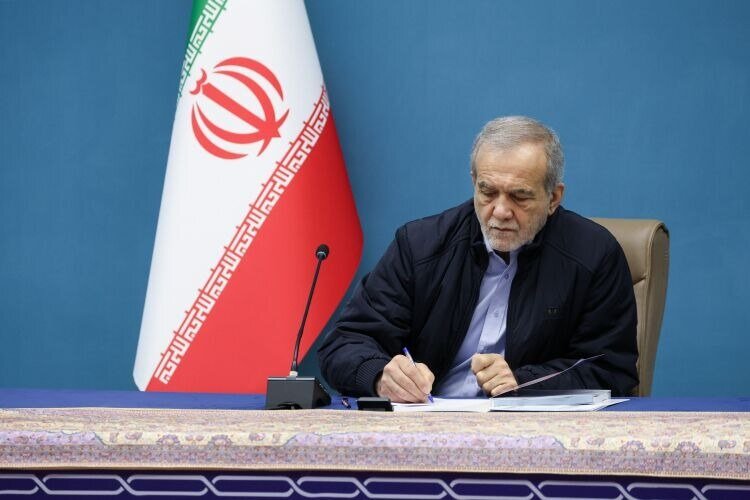 Iran not to retreat in face of any threat: Pres. Pezeshkian