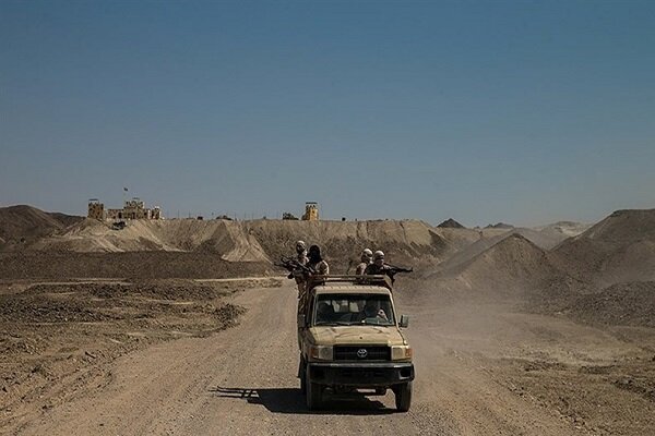 6 terrorists killed in clash with border guards in SE Iran