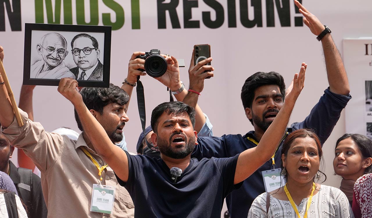 Dipke, CJP supporters continue sit-in overnight at Jantar Mantar, urge people to join protest