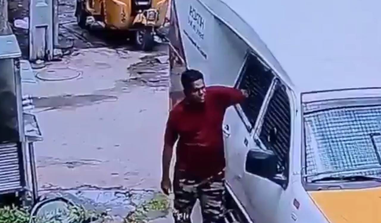ATM cash van driver escapes with Rs 17 lakh in daylight theft in Hyderabad