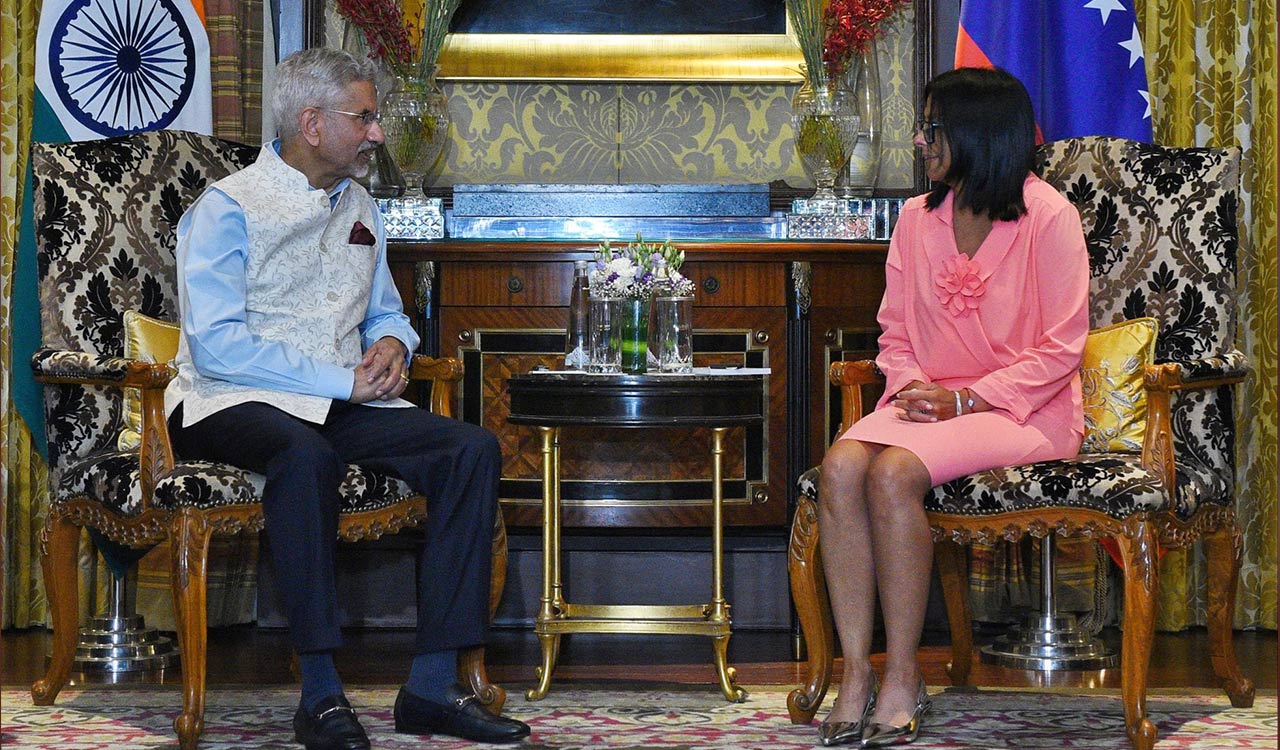 EAM Jaishankar meets Venezuela’s Acting Prez Rodriguez, discusses strengthening bilateral ties