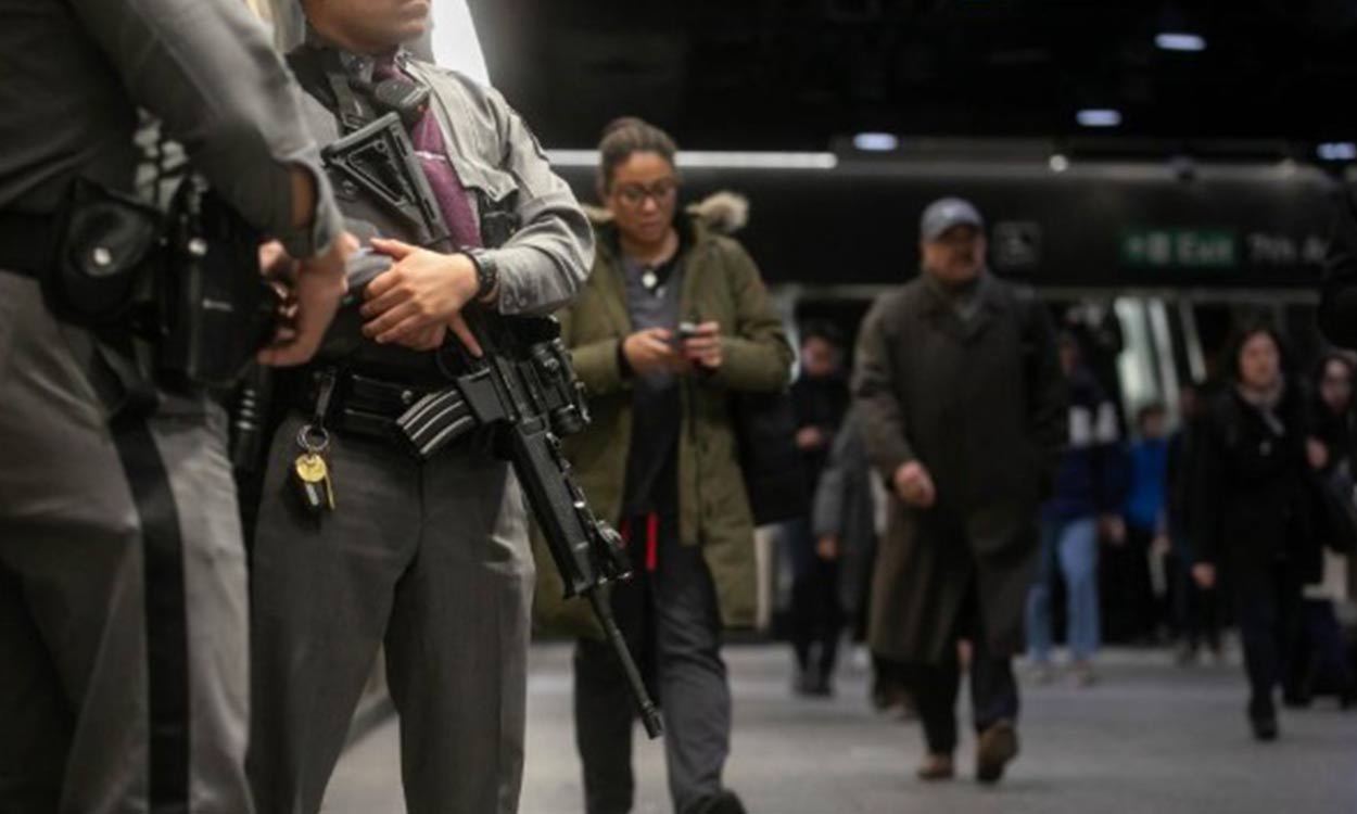 Stabbing spree in New York’s Penn Station; five injured