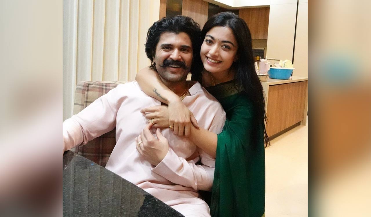 Vijay & Rashmika to fulfill their promise of supporting government school students in Thummanpet