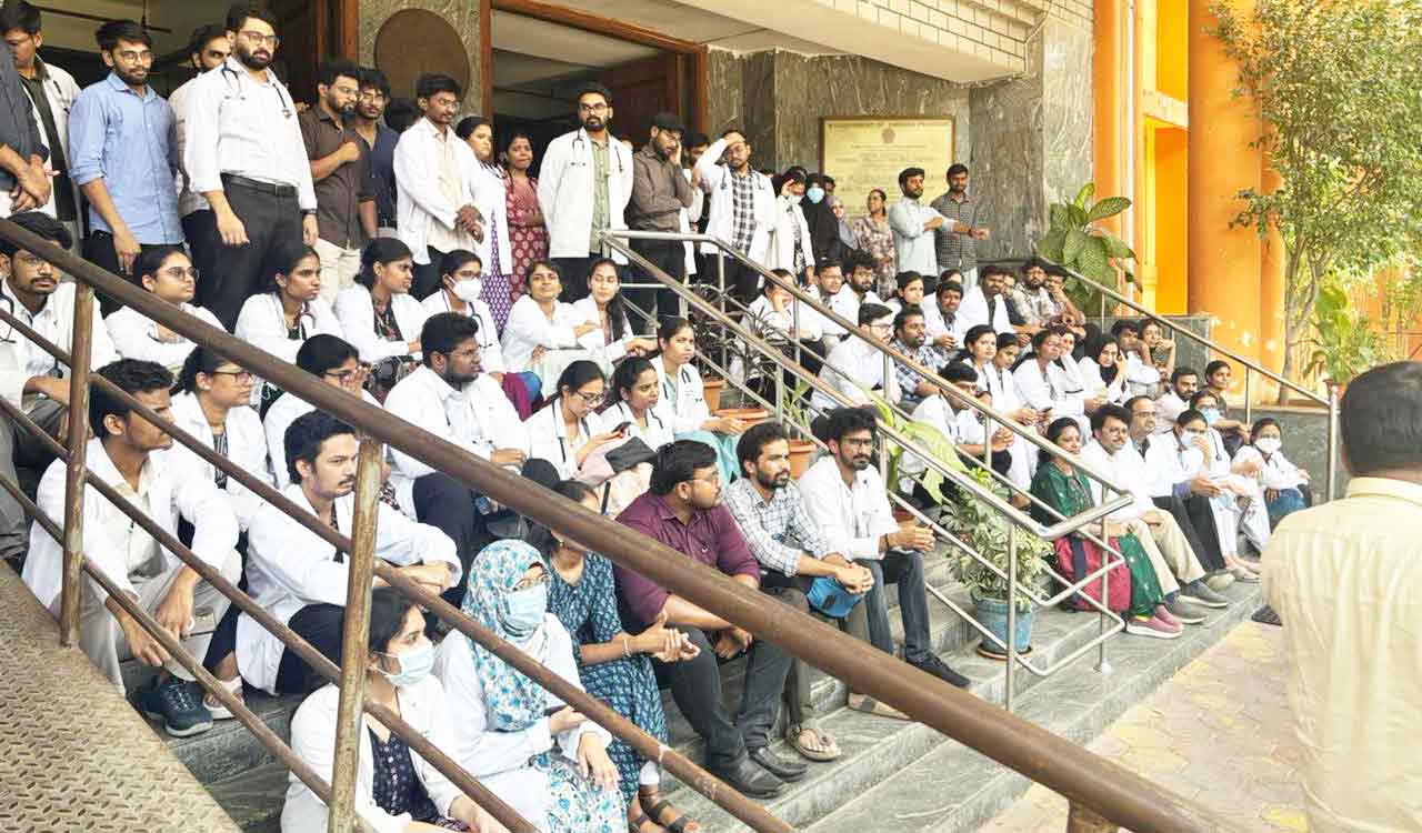 Why government doctors in Telangana are protesting over transfer process
