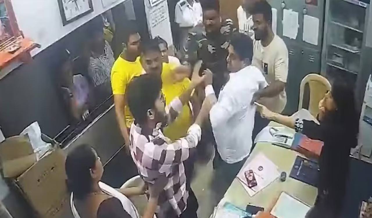 Thane hospital horror: Doctor assaulted by Sena corporator quits, says ‘there is a lot of fear’