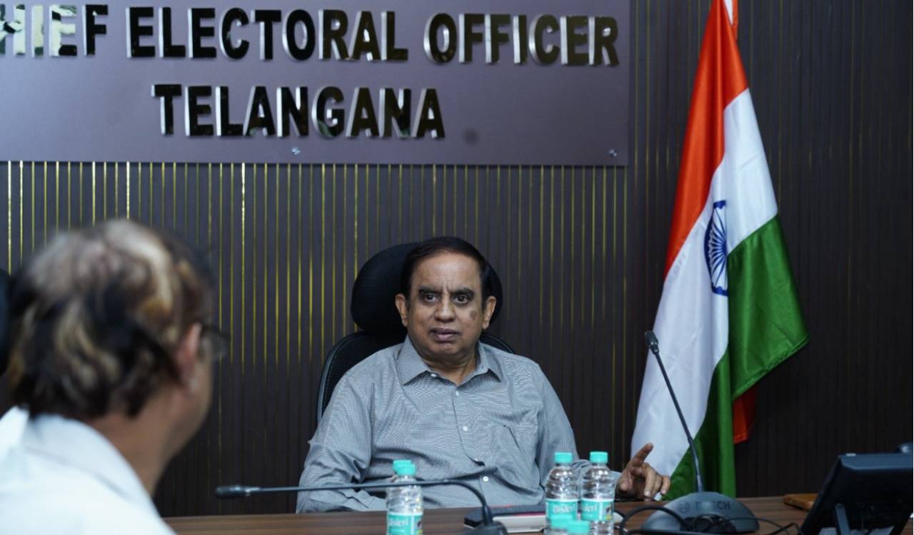 Telangana CEO urges voters to submit SIR enumeration forms without delay