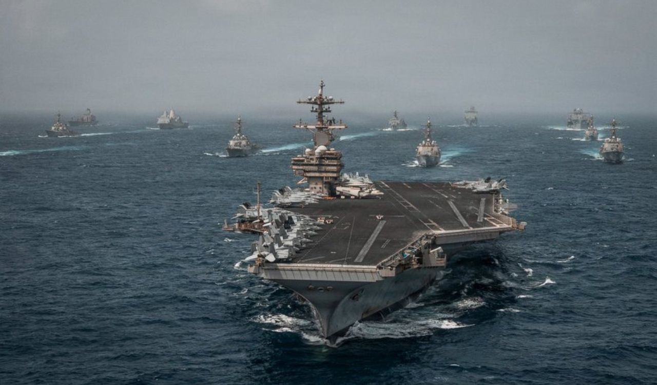 US launches seven-hour strikes on Iranian military targets after resuming naval blockade