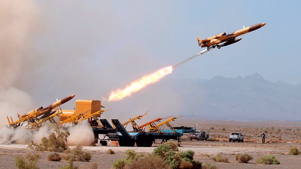Iranian Army strikes US military positions in Kuwait