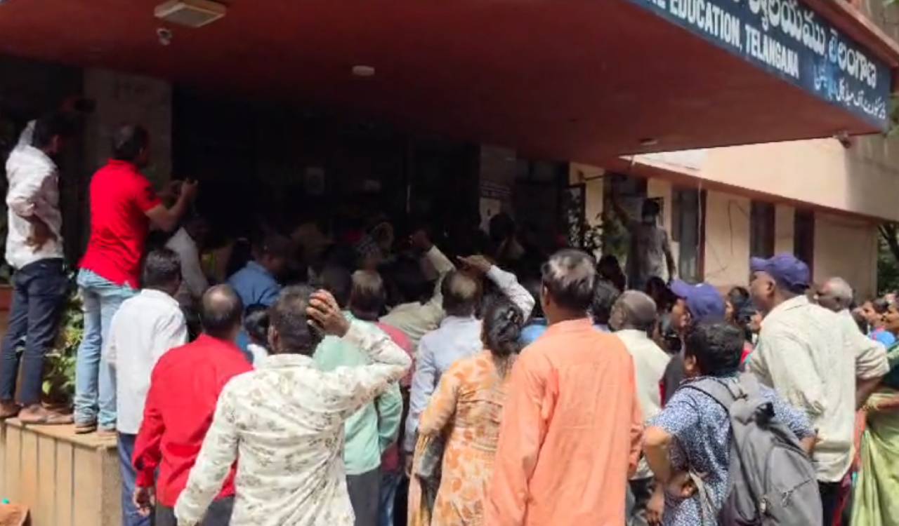 Contract healthcare workers stage dharna over wage delays in Hyderabad