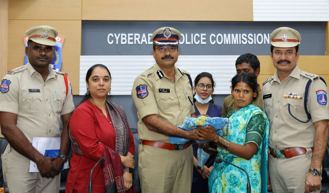 One-month-old baby girl rescued in three days; five held for kidnapping in Hyderabad