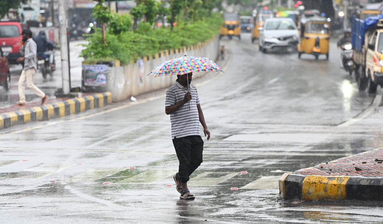 Hyderabad records light rain as overcast weather continues across Telangana