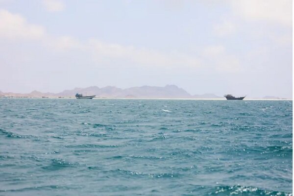 Ship traffic drops sharply at Bab el-Mandeb