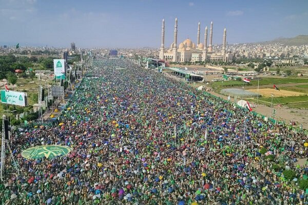 VIDEO: Yemen celebrates Prophet Muhammad (S) birth anniv.