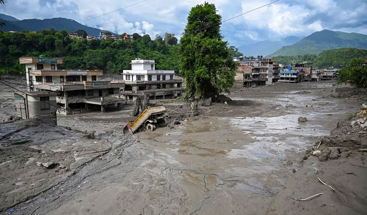 maharajganj-kushinagar-on-alert-as-nepal-floods-trigger-river-monitoring