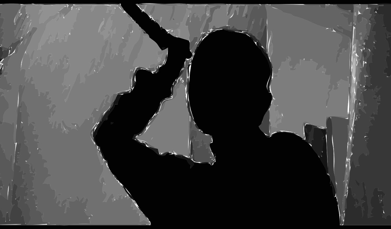 Man kills wife, dumps body at dargah in Sangareddy